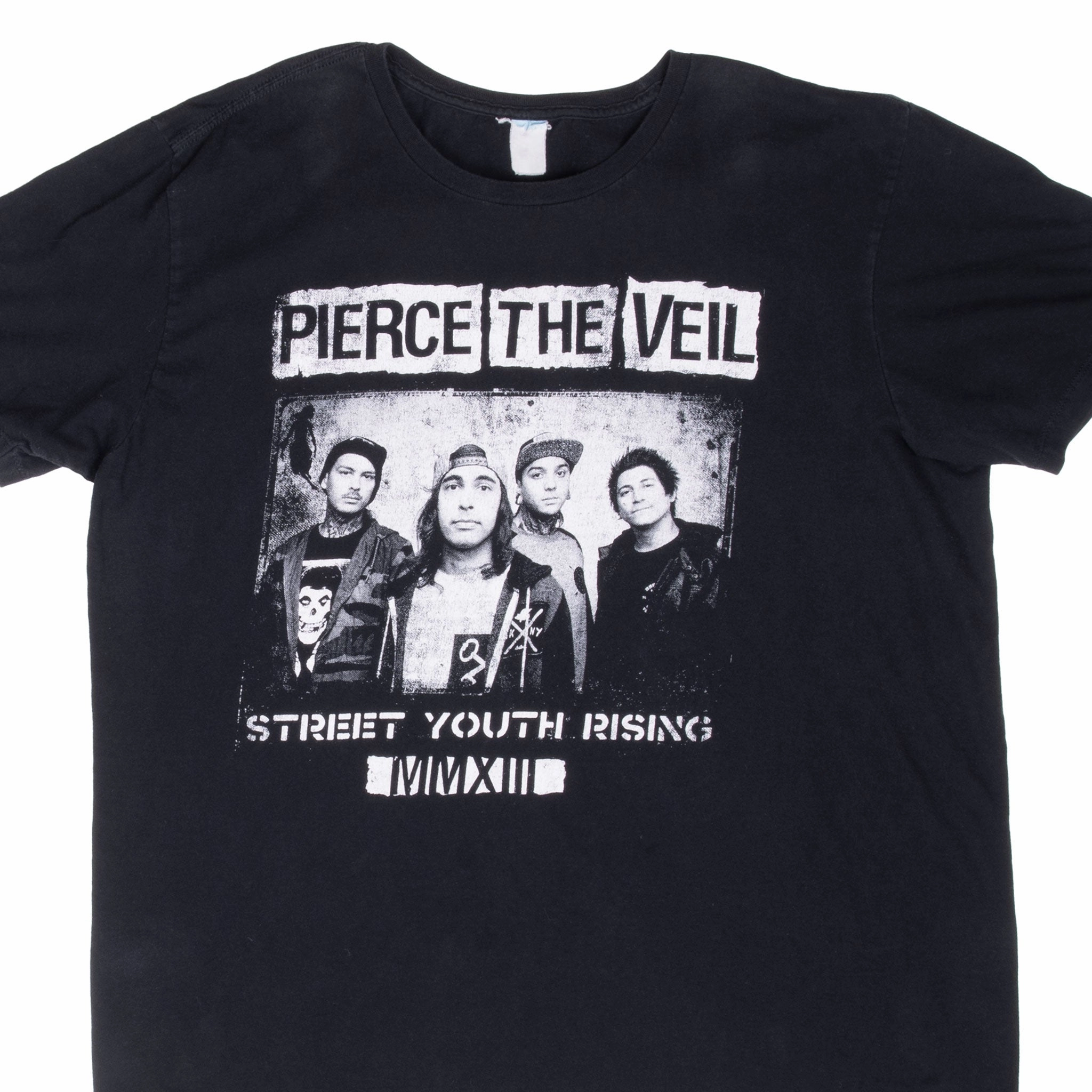 VINTAGE PIERCE THE VEIL STREET YOUTH RISING 2013 TEE SHIRT XL Light and Breezy