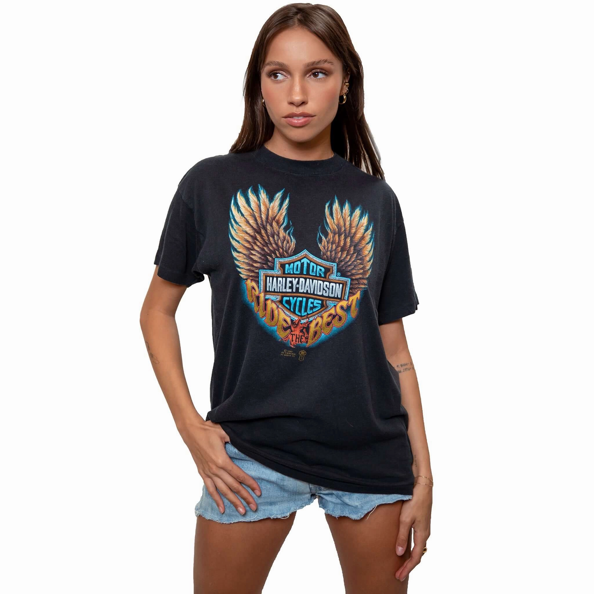 VINTAGE 3D EMBLEM HARLEY DAVIDSON TEE SHIRT 1987 SIZE MEDIUM MADE IN USA AdvancedMoistureManagement Geometric Pattern