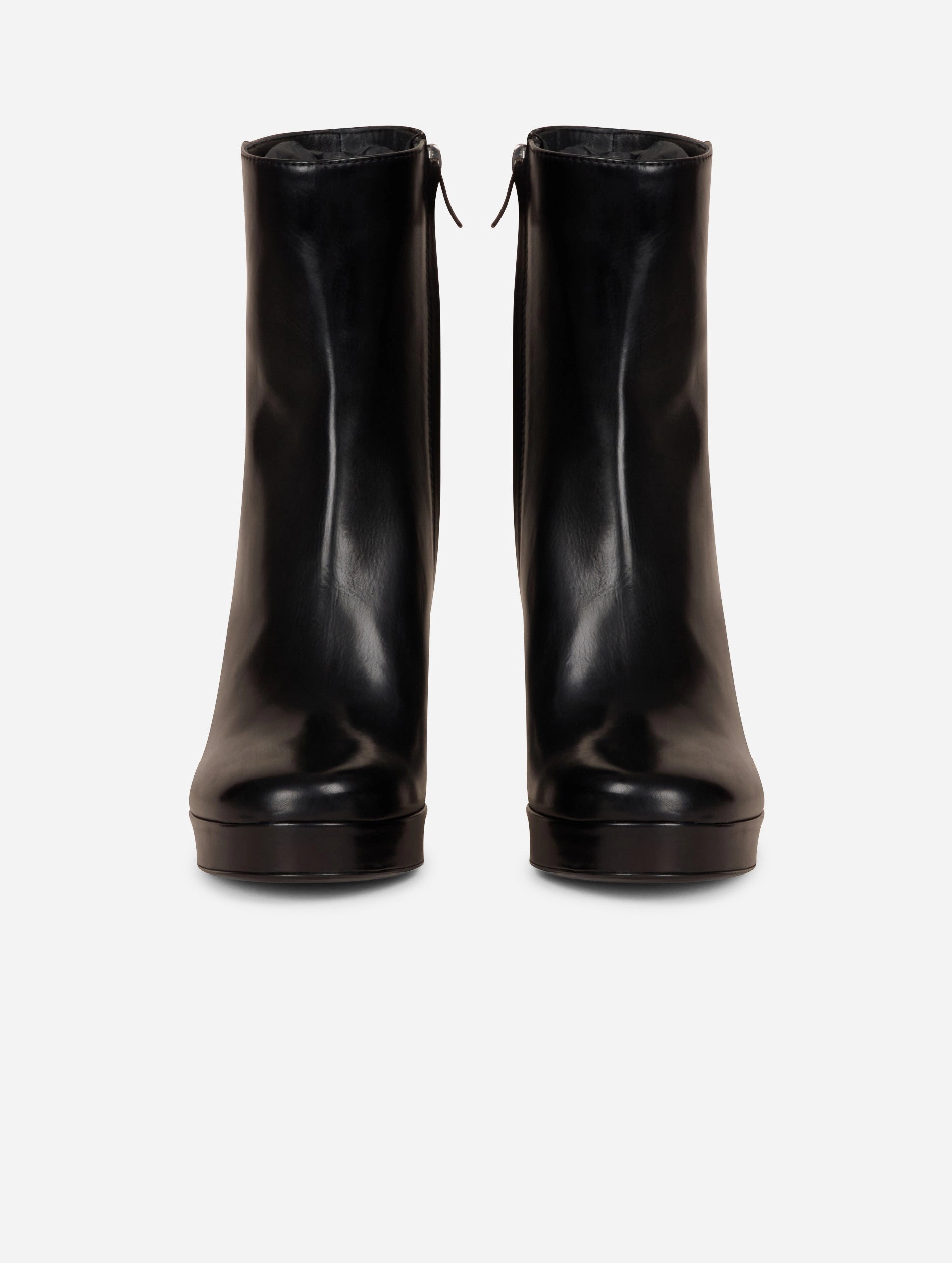 Boots ?? plateau en cuir noir Middle-Aged Man