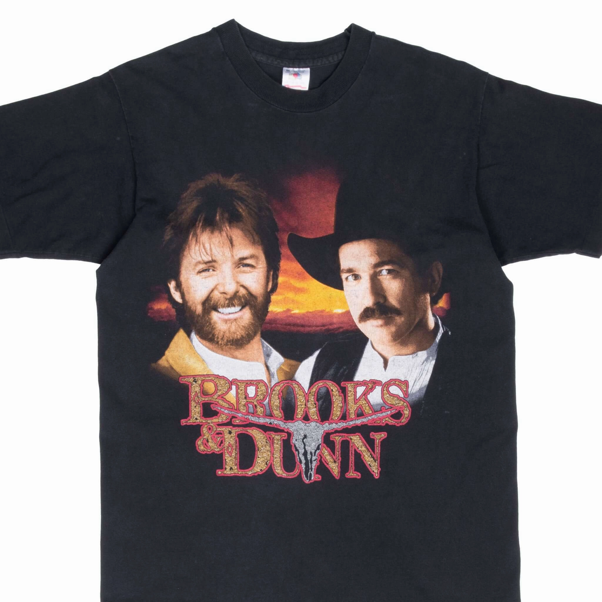 Comfy Vibe VINTAGE BROOKS & DUNN WAITING ON SUNDOWN TOUR 1990S TEE SHIRT MEDIUM MADE USA