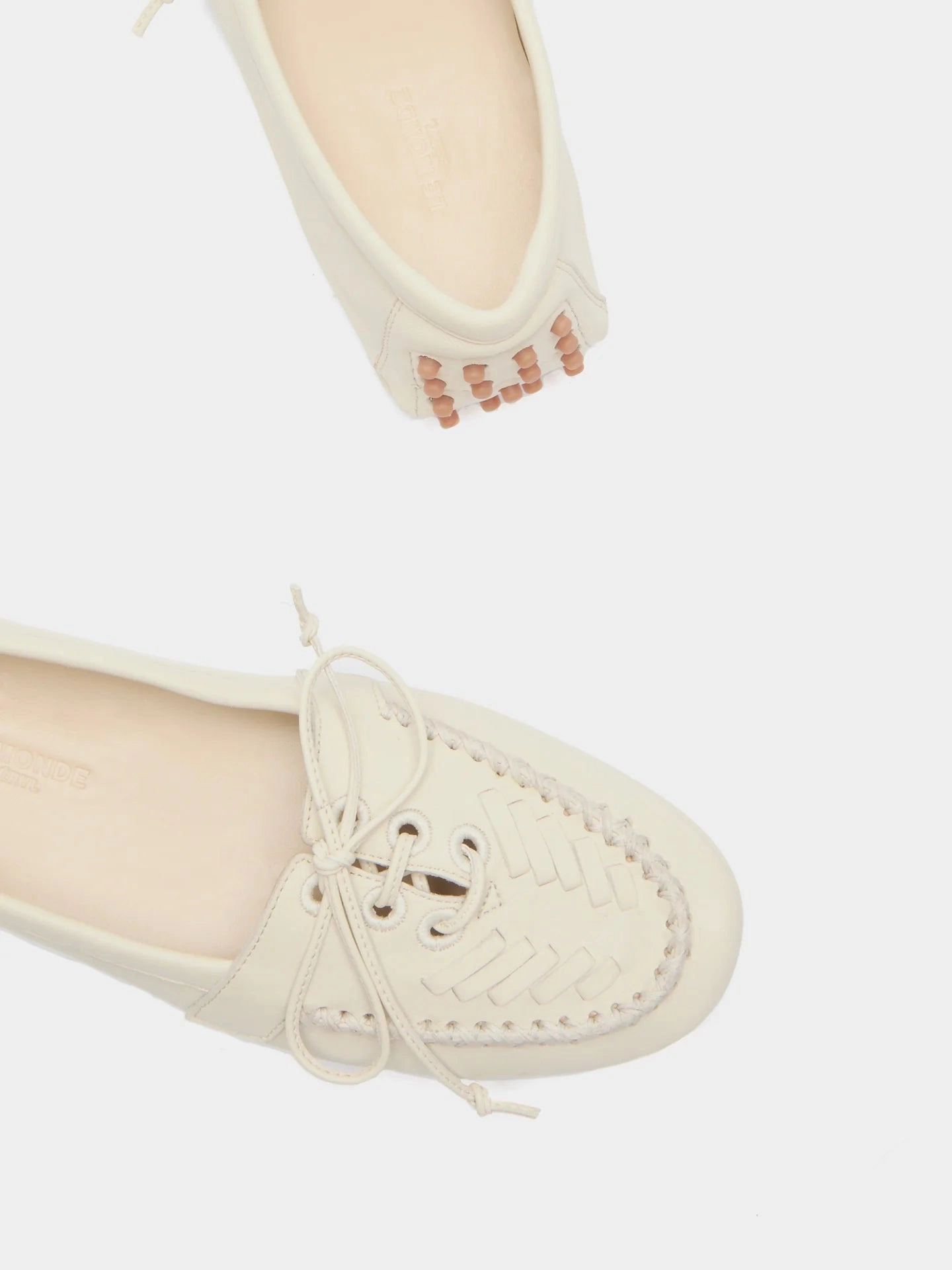 Driver Moccasin in Ecru Embroidered Leather Ice Path