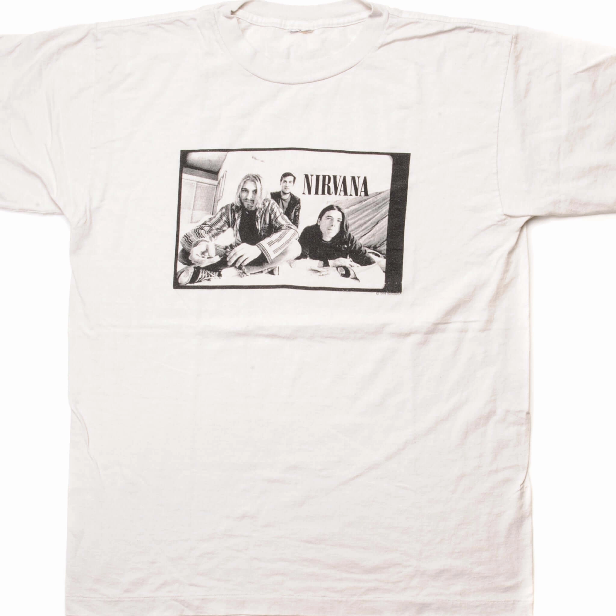 Temperature Regulating Fabric VINTAGE NIRVANA TEE SHIRT 1996 SIZE LARGE