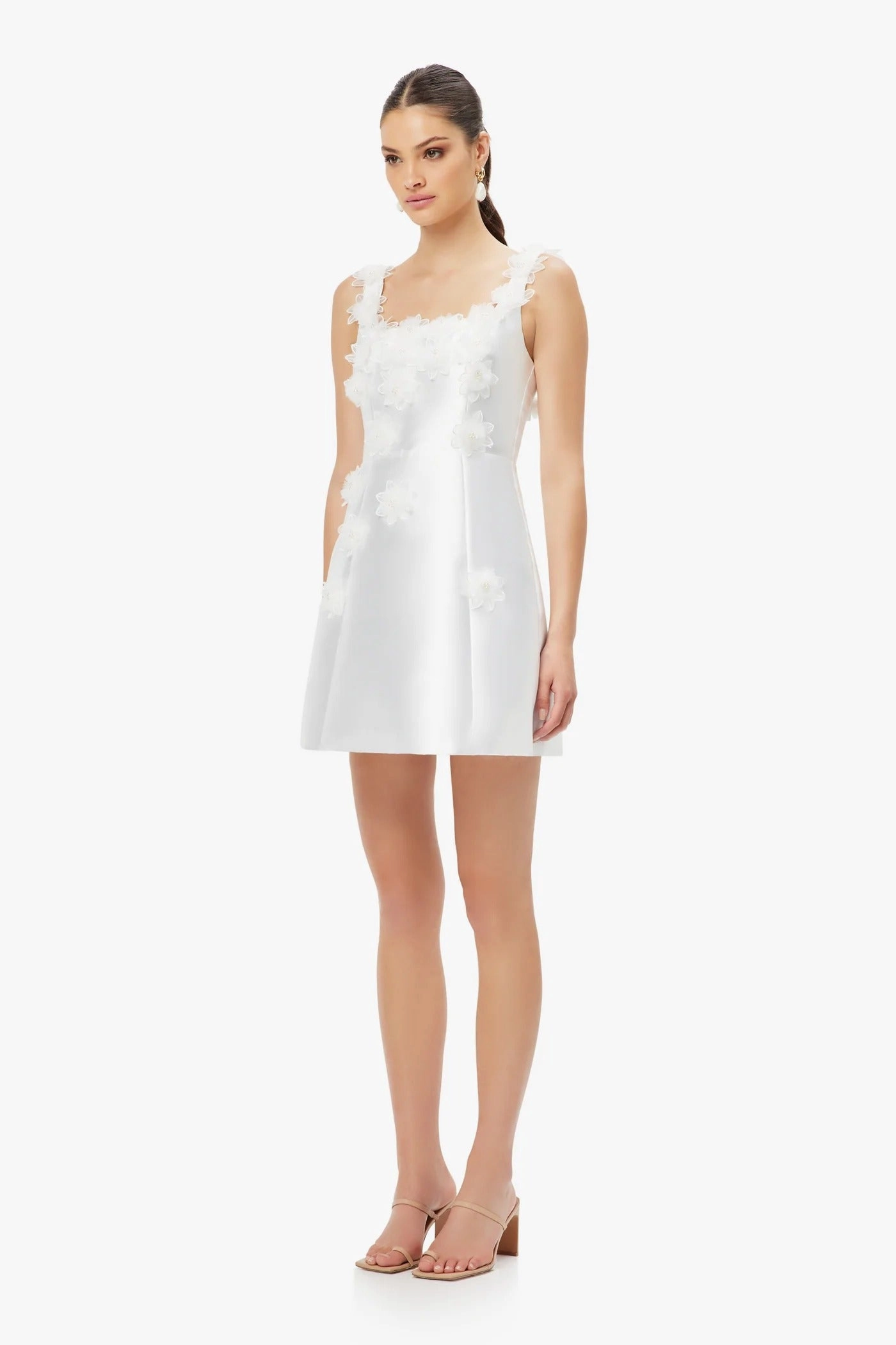 Elder Dress - White Flattering Waist Design