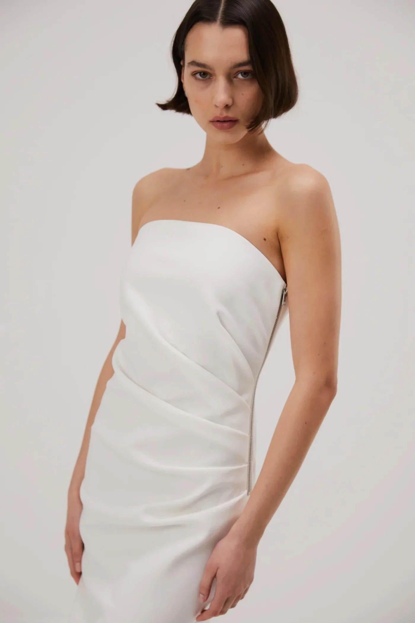 Misha Audrina Bonded Crepe Midi Dress - Ivory Professional Look Relax Feel