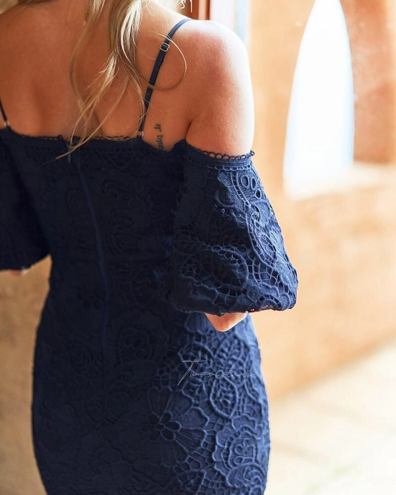 Riana Dress - Navy (Final Sale) Trend Texture All-day style
