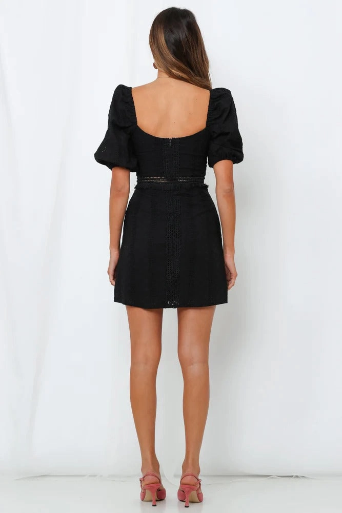 Belinda Dress - Black City Mood Bold Look