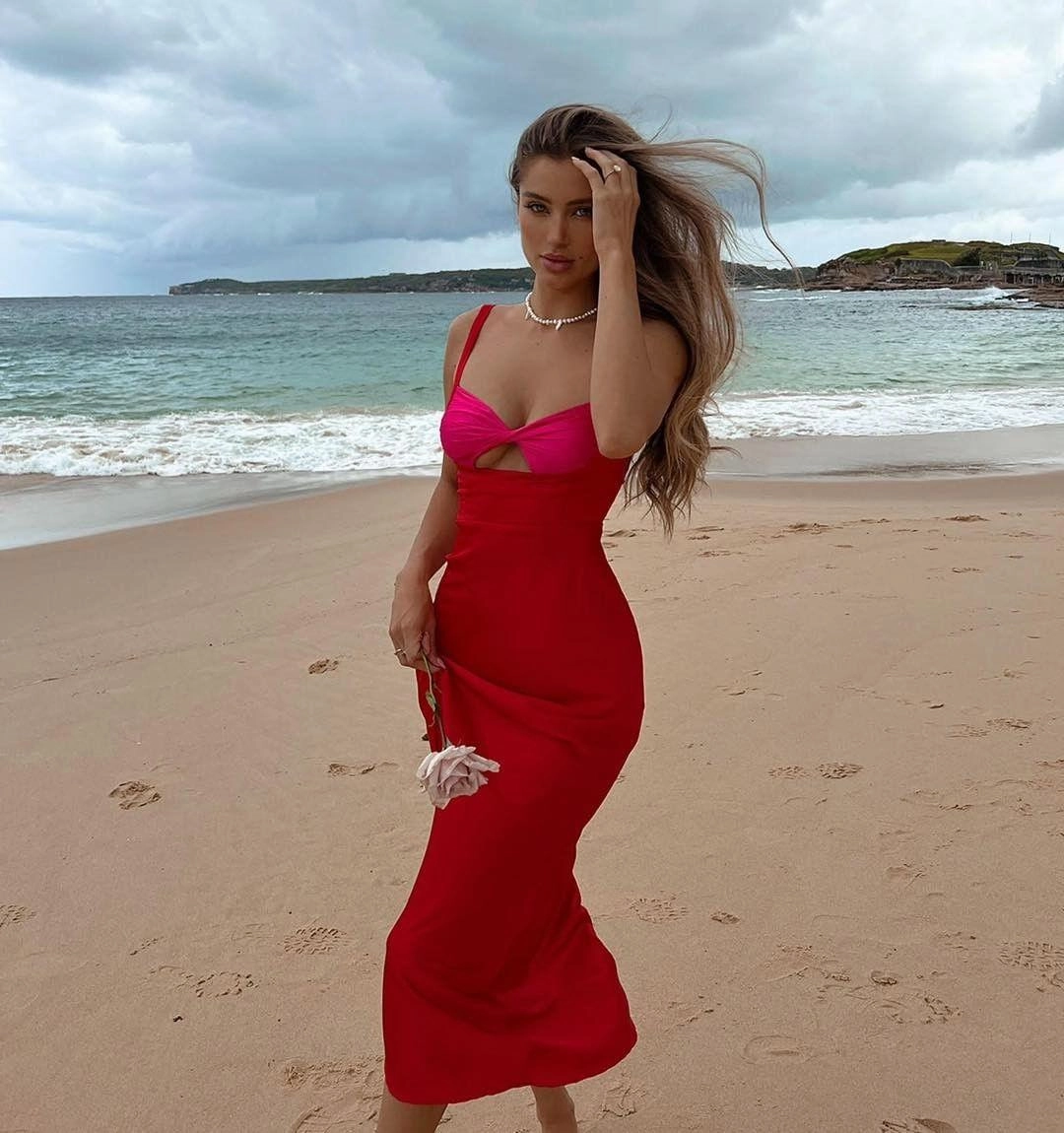 Kelsey Midi Dress - Red Effortless Fit Design Comfortable Waist Design