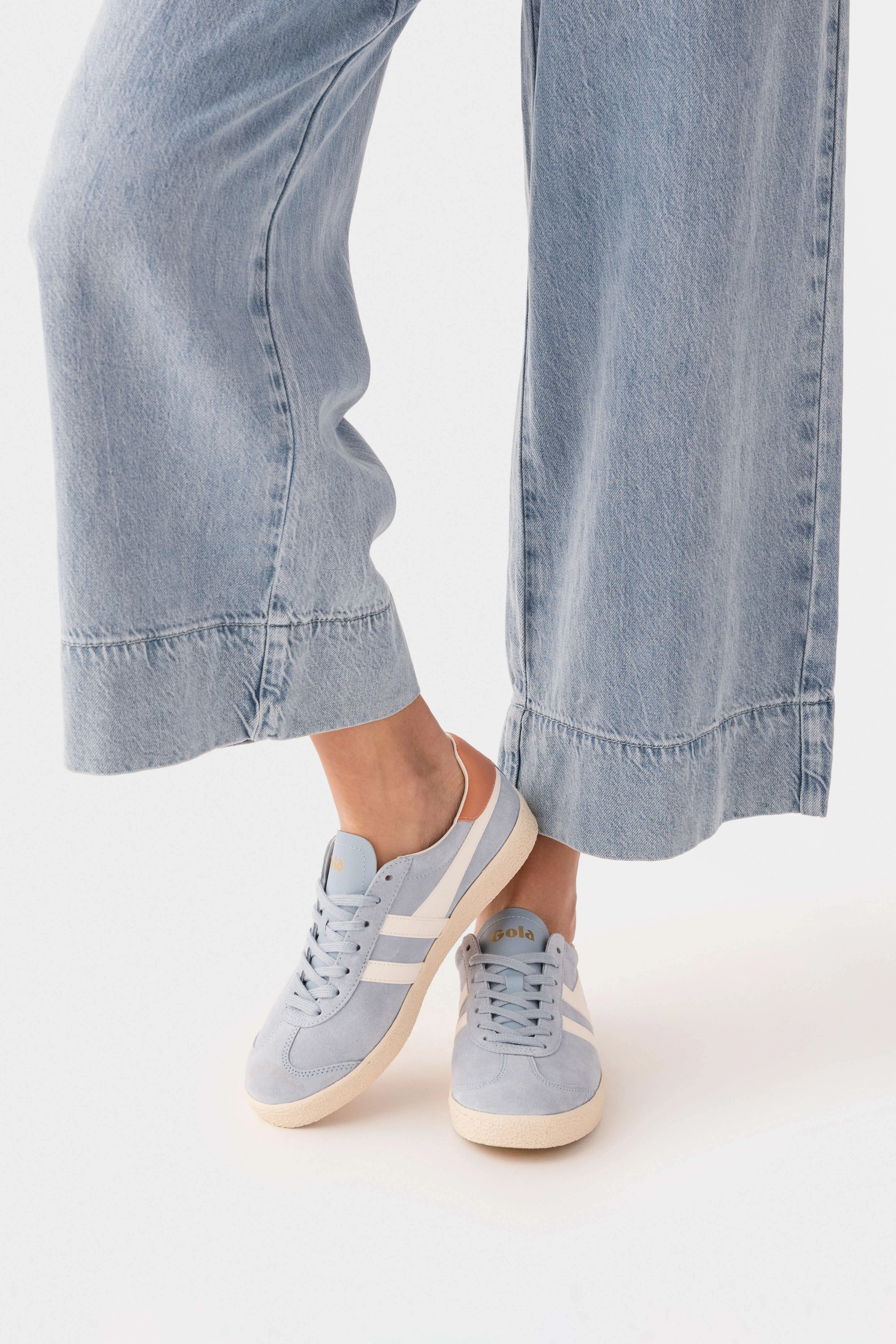 Hyperbolic Heel Cup Gola Medallist Sneakers