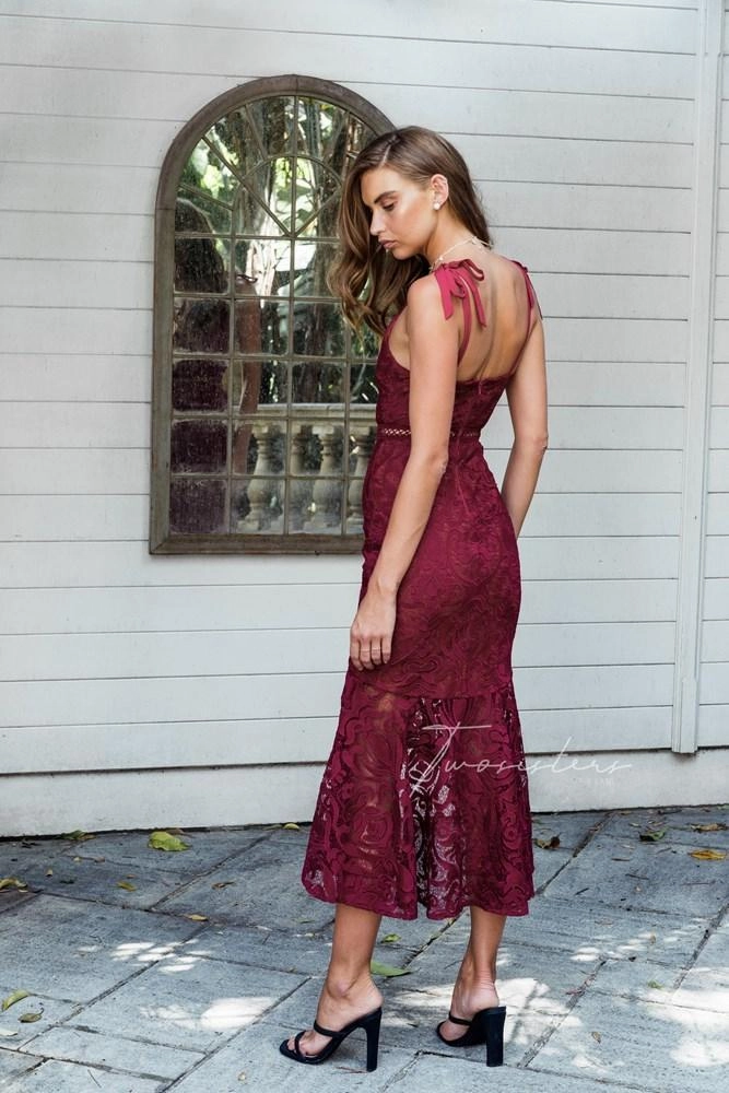 Retro Detail Valentina Dress - Red