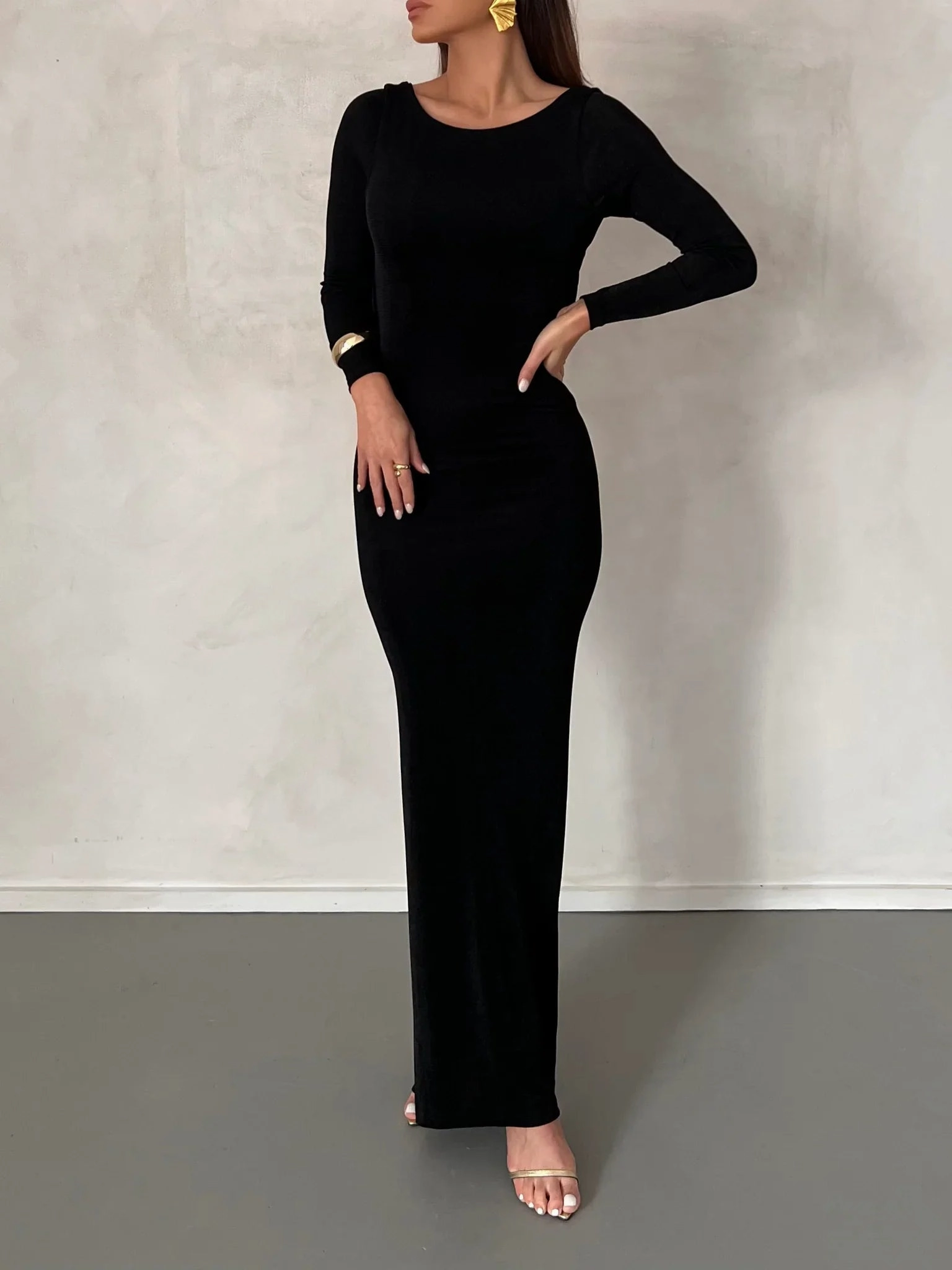 Soft Detail Mia Gown - Black