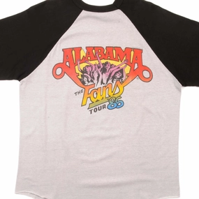 VINTAGE ALABAMA THE FANS TOUR TEE SHIRT 1986 SIZE MEDIUM MADE IN USA Chill Vibe Relaxed fit style