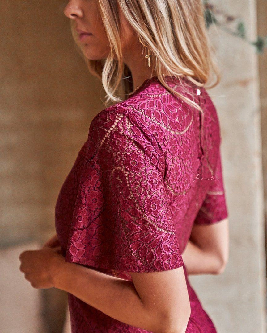 Smooth Outline Alyssa Dress - Red