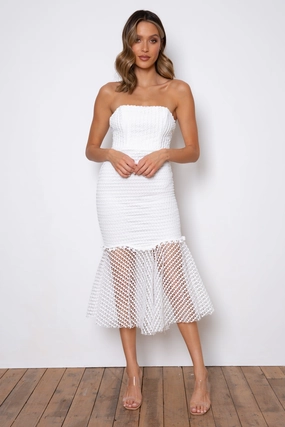 Quinn Midi Dress - White Fitted Mood Elegant Wearable