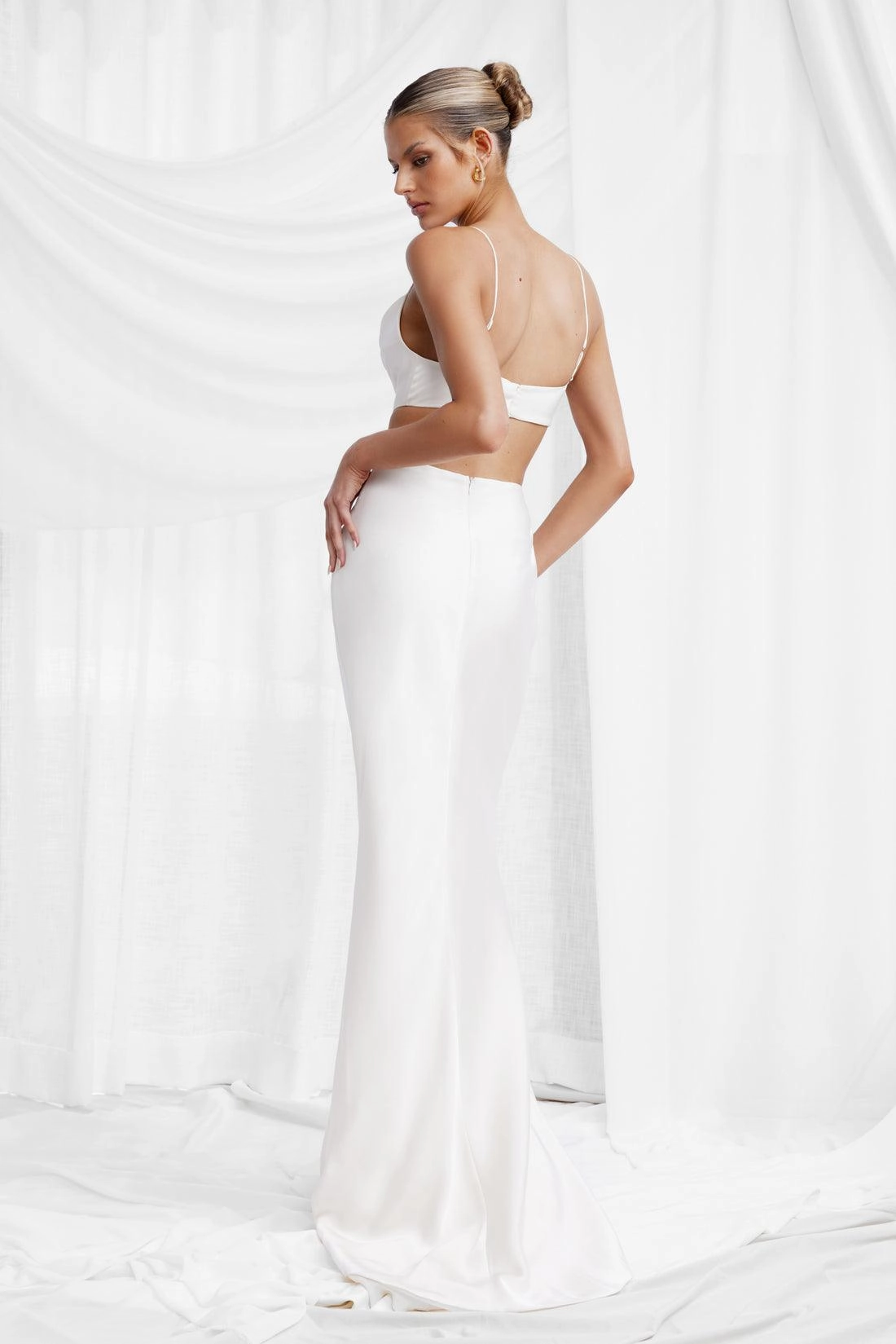 Casual and Comfy Tiered Skirt Celia Dress - Oyster