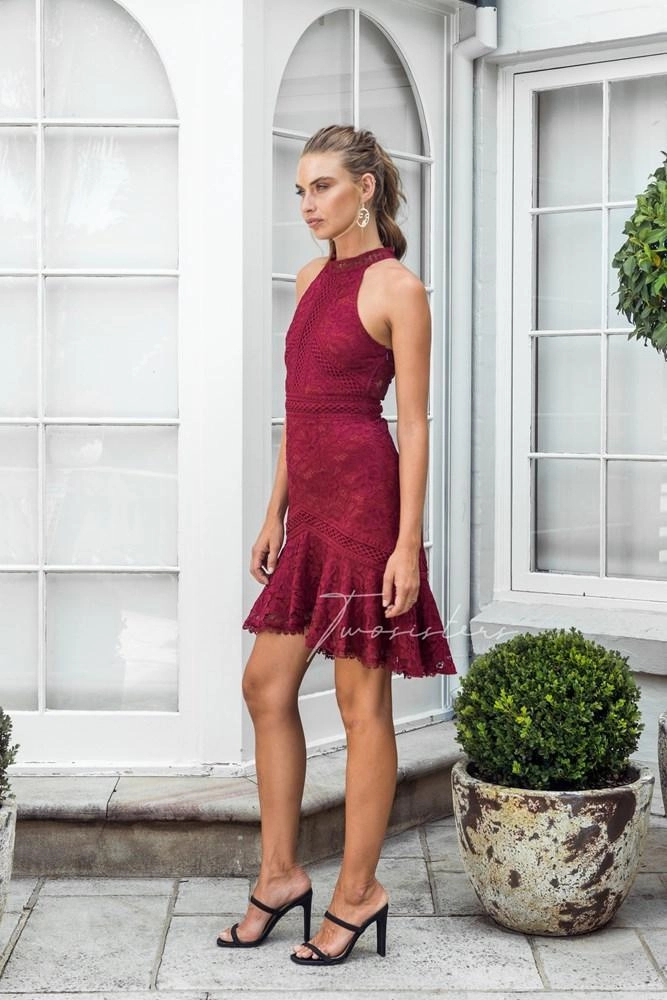 Violet Dress - Red Delicate Lines