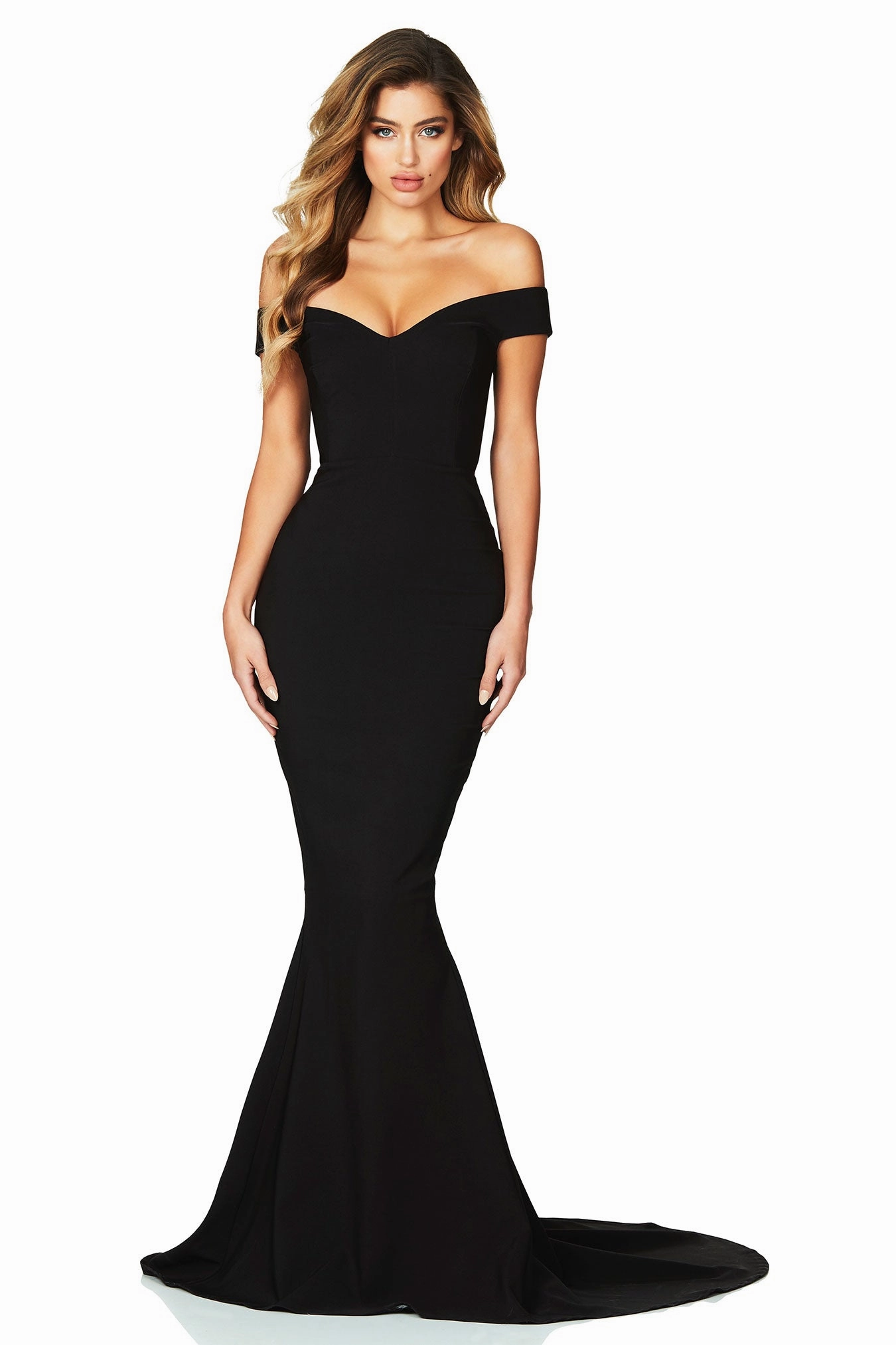 Nookie Allure Gown - Black Soft Silhouette Neutral Finish