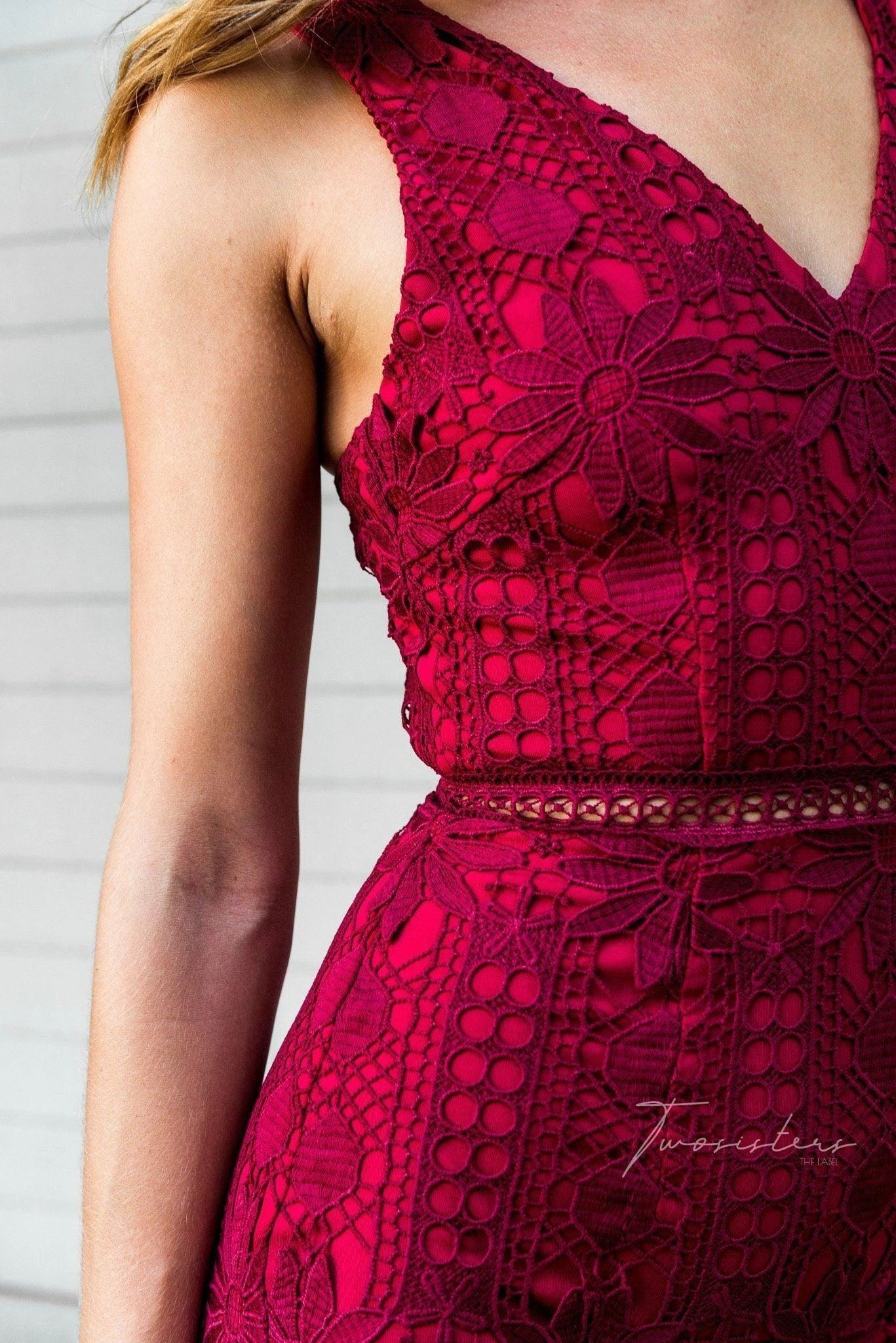 Izzy Dress - Red Smart Waistband Fit