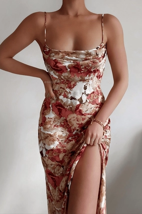 Leilani Midi Dress - Rose Comfy and Cozy Recycled-Material