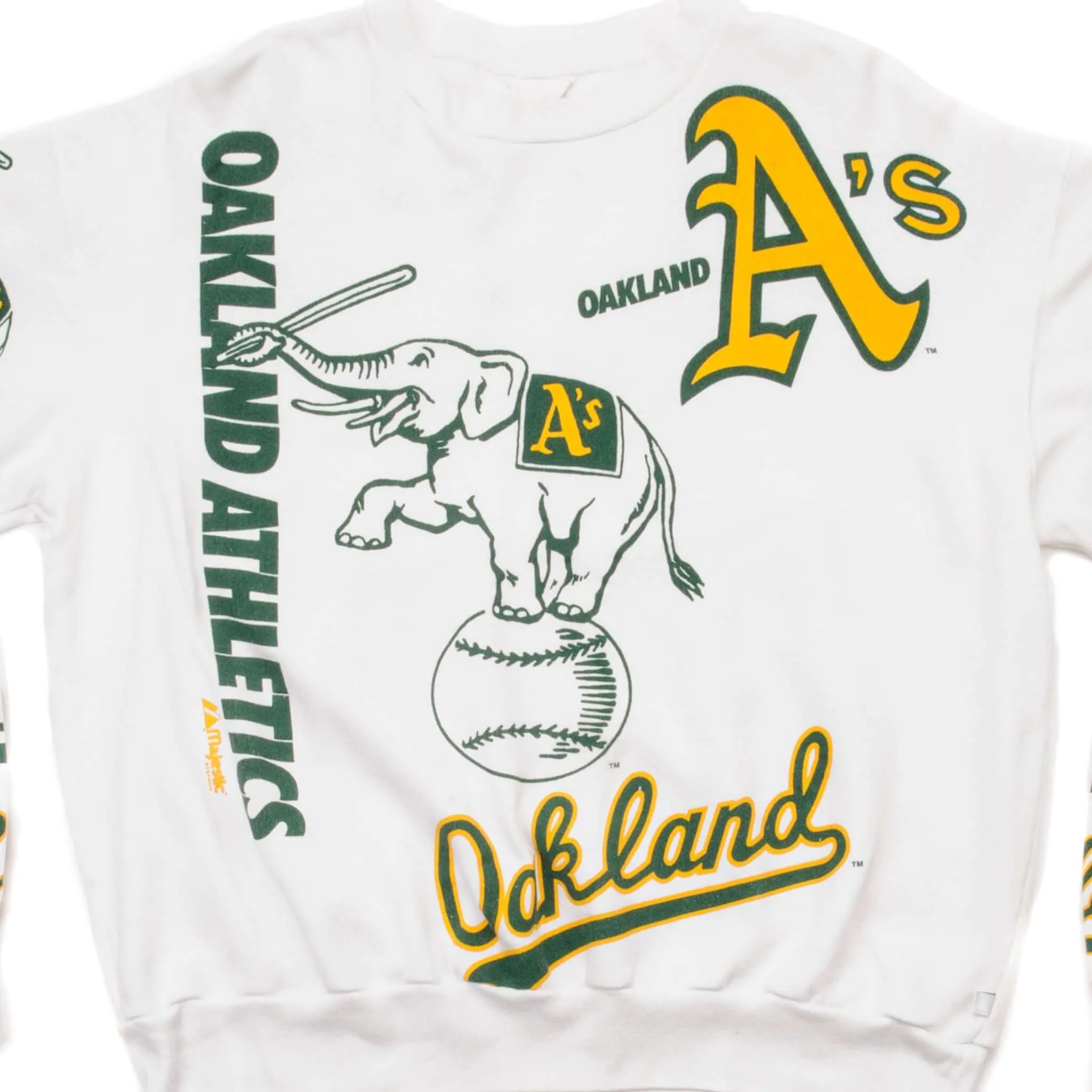 Classic Chic VINTAGE MLB OAKLAND ATHLETICS SWEATSHIRT SIZE LARGE