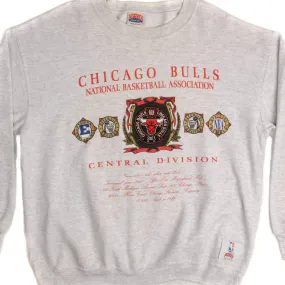 product inventory VINTAGE NBA CHICAGO BULLS SWEATSHIRT SIZE XL MADE IN USA 1990s