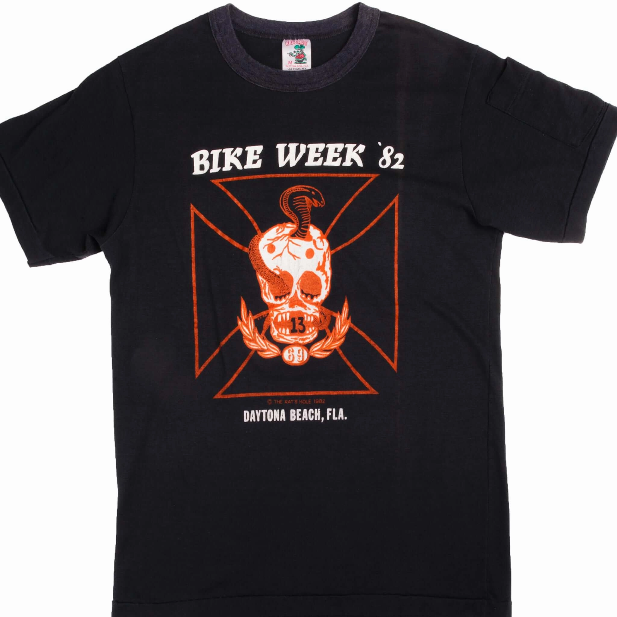 VINTAGE DAYTONA BEACH BIKE WEEK TEE SHIRT 1982 SIZE MEDIUM MADE IN USA Trendy All-Day