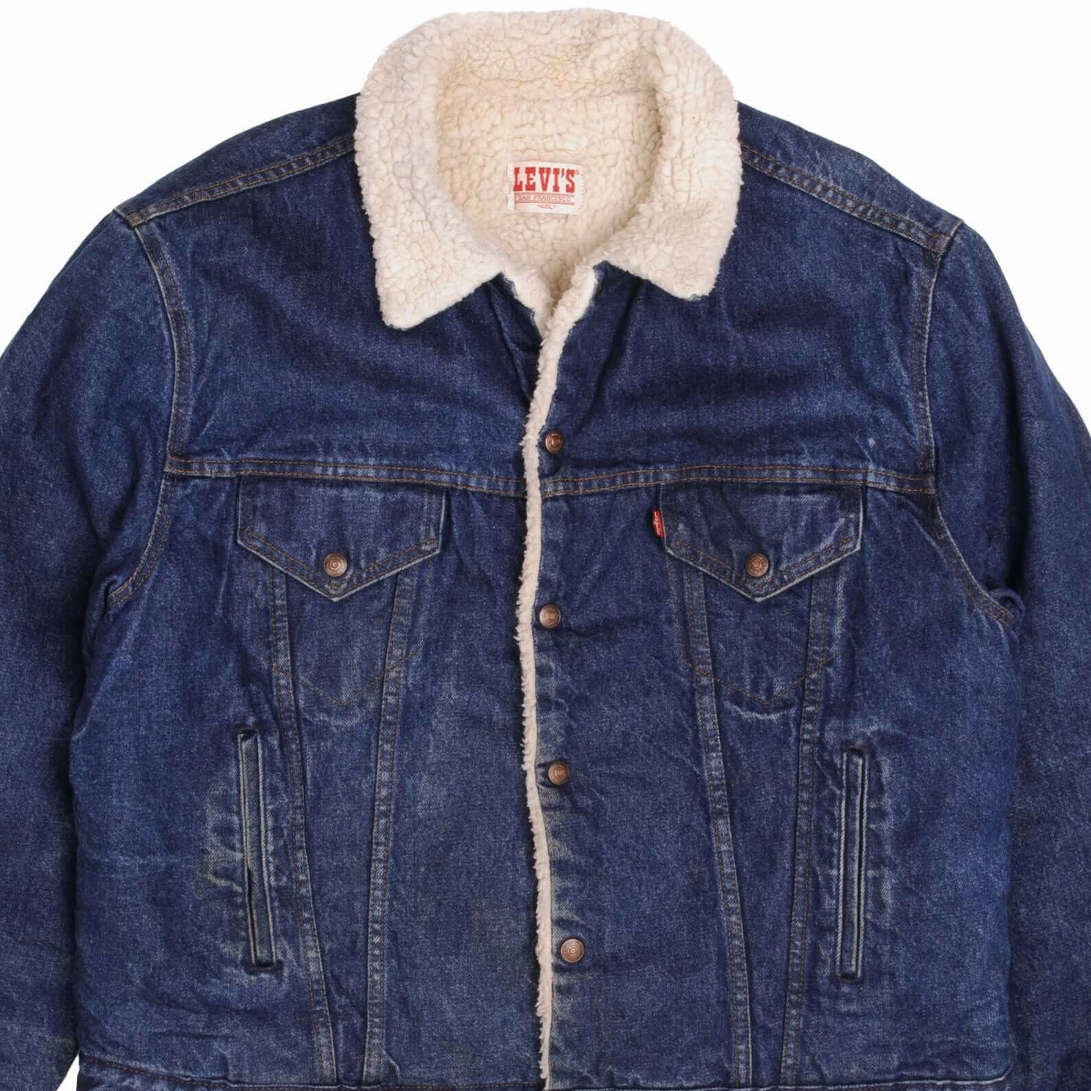 autumn clothing Patched VINTAGE LEVIS SHERPA TRUCKER DENIM JACKET 1980S SIZE 48L MADE IN USA