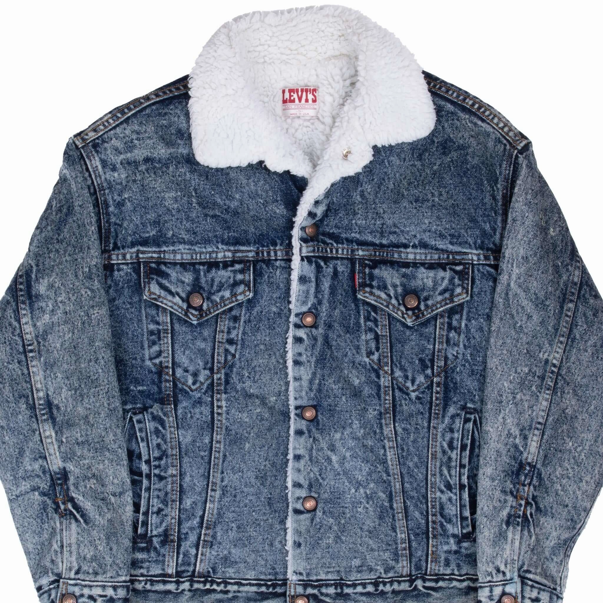 VINTAGE LEVIS SHERPA TRUCKER DENIM JACKET 1980S SMALL MADE IN USA Lockdown Hood Toggle