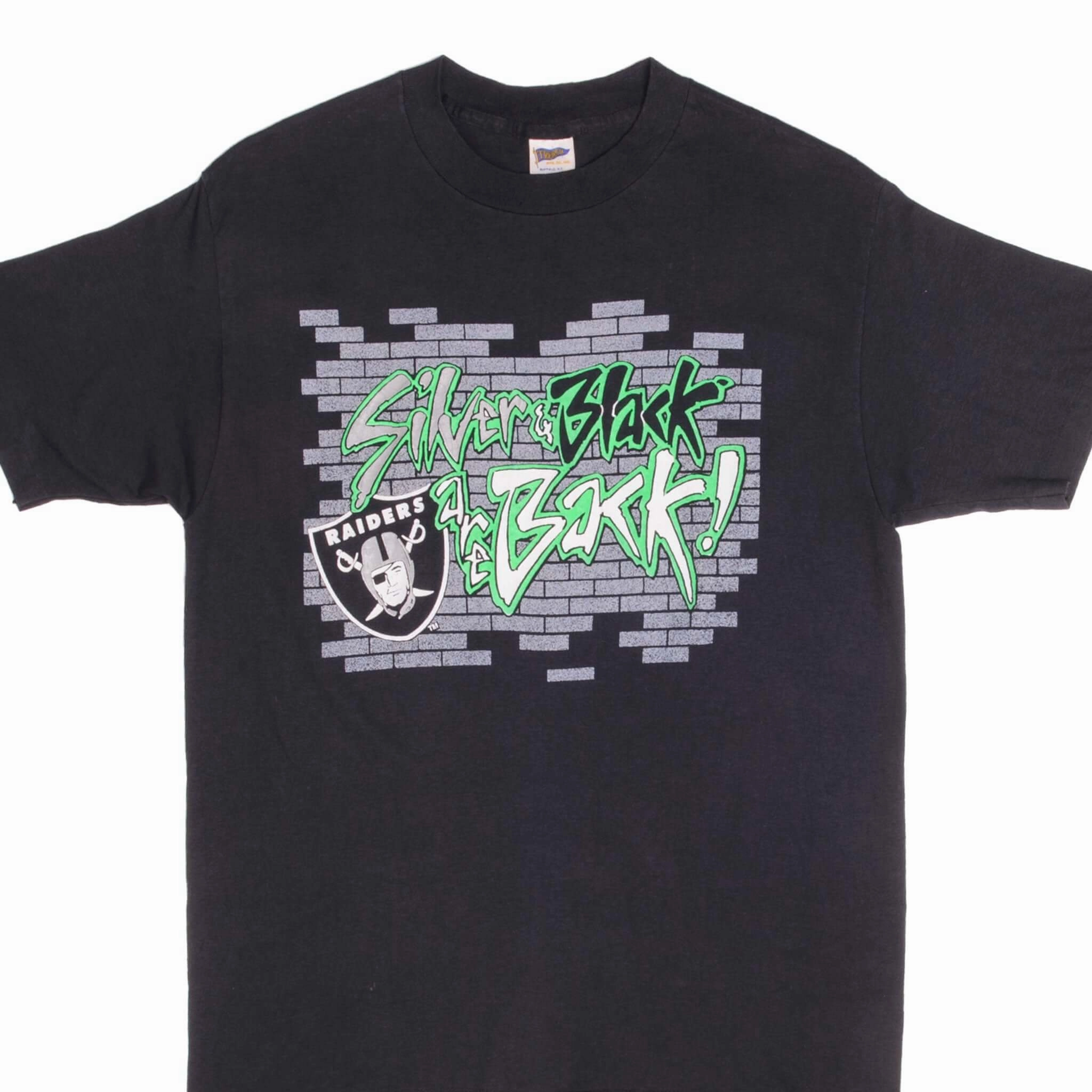 Comfy Choice loose but not baggy VINTAGE NFL LOS ANGELES RAIDERS TEE SHIRT 1990S MEDIUM MADE USA