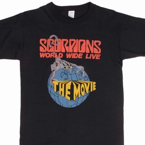 VINTAGE SCORPIONS WORLD WIDE LIVE THE MOVIE TEE SHIRT 1985 SIZE SMALL Weekend Style Trend Eye-Catching
