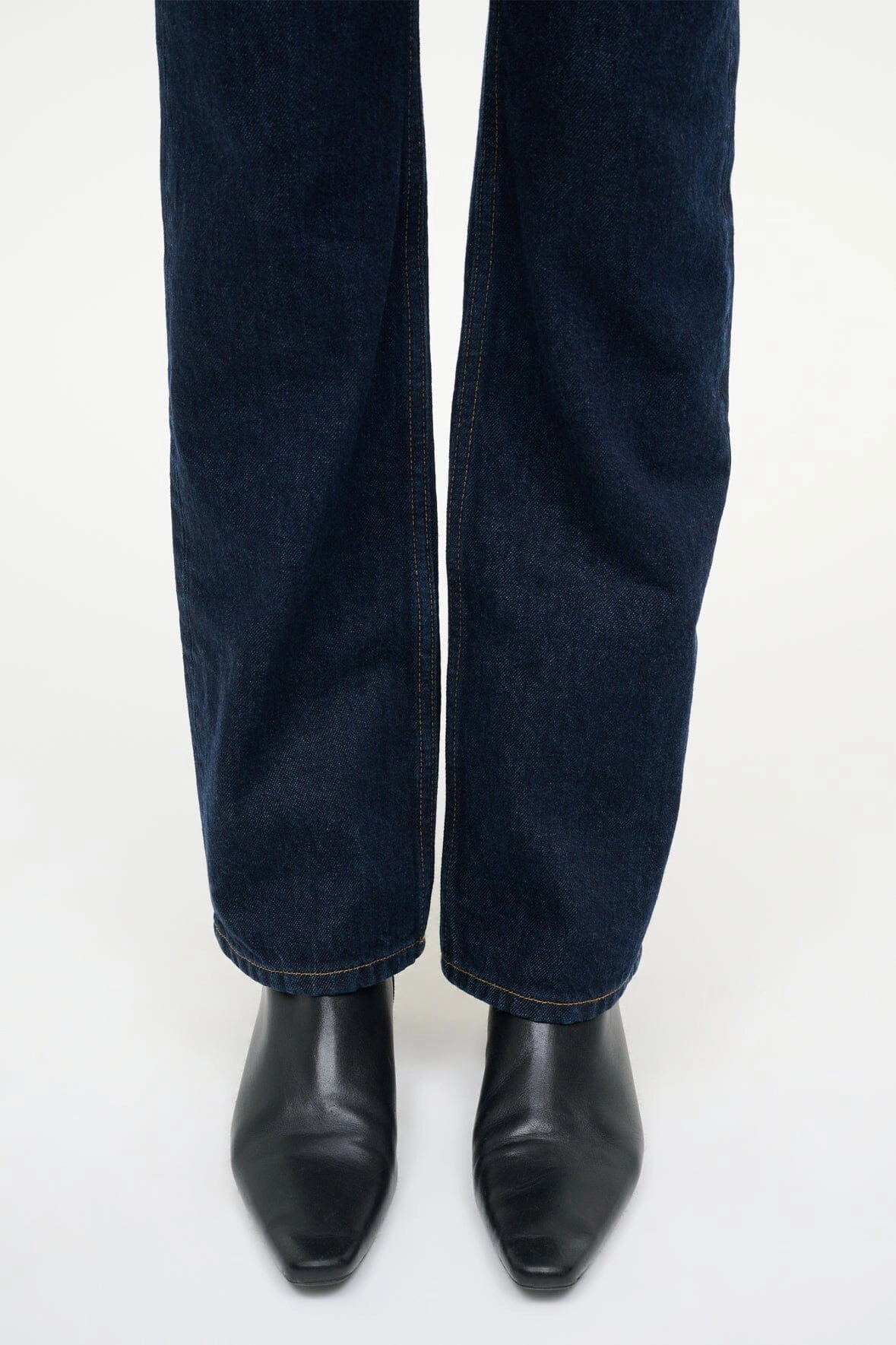 light texture Protective Finish Snowy Path Wally Flat Ankle Boot in Black